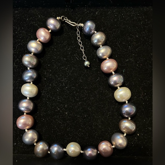 Elegant 10 Piece Light Purple Necklace Set - Picture 2 of 6